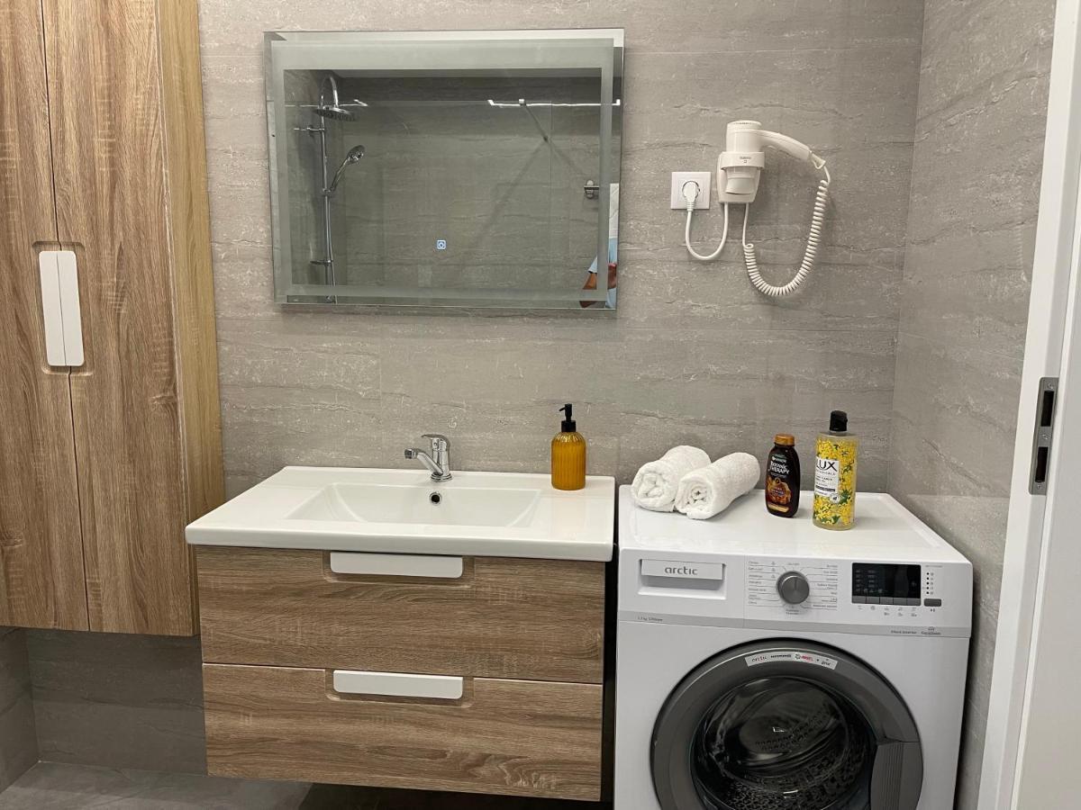 Noah Apartment Self Check-In 奥托佩尼 外观 照片