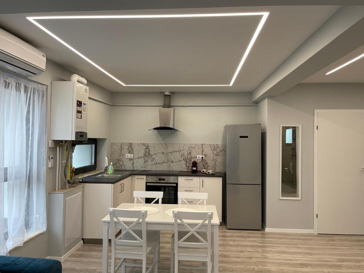 Noah Apartment Self Check-In 奥托佩尼 外观 照片