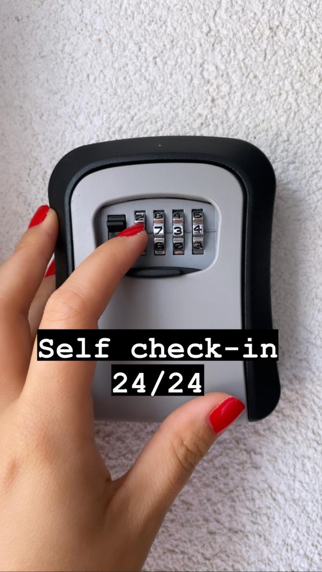 Noah Apartment Self Check-In 奥托佩尼 外观 照片